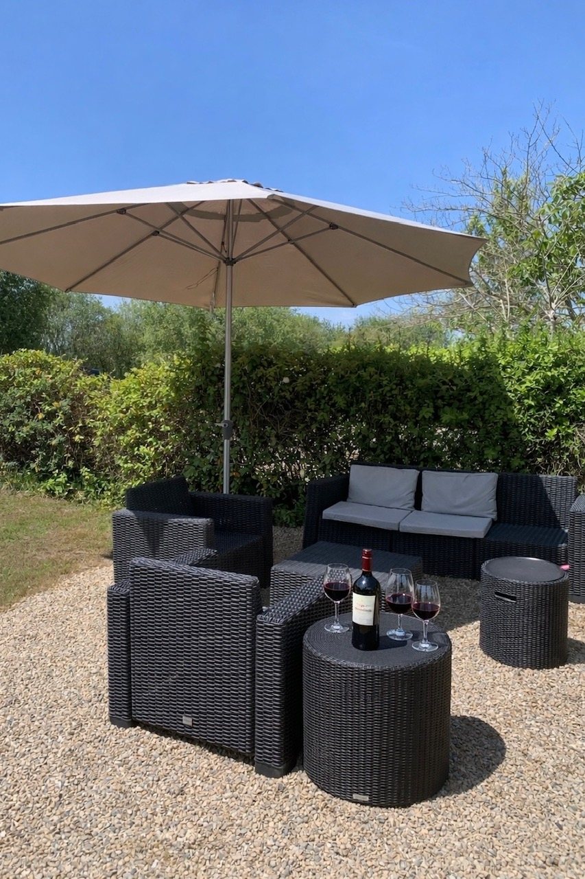 Outside lounge furniture with parasol