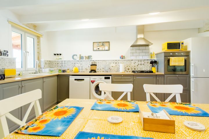 Tournesols Kitchen