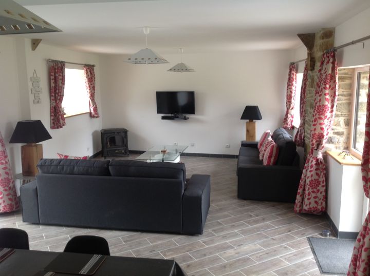 Lounge with smart tv
