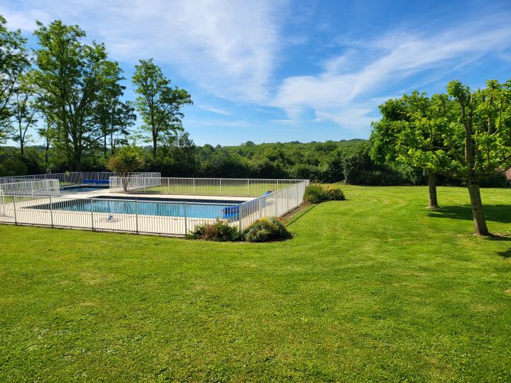 Les Prairies de Latry – Private Estate