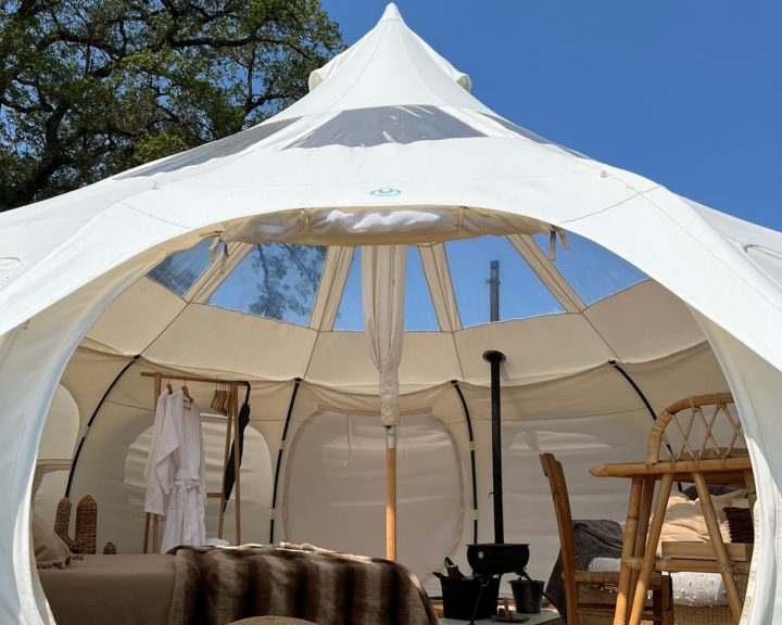 Airy & light boutique stargazer tent interior