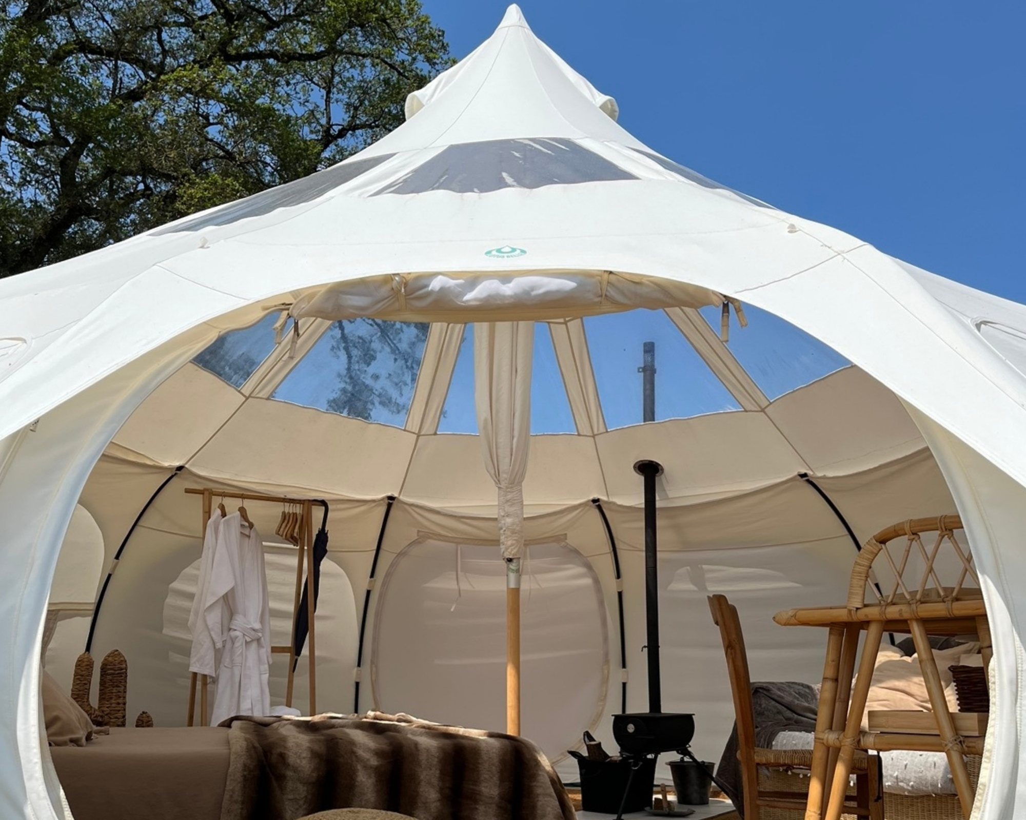 Airy & light boutique stargazer tent interior