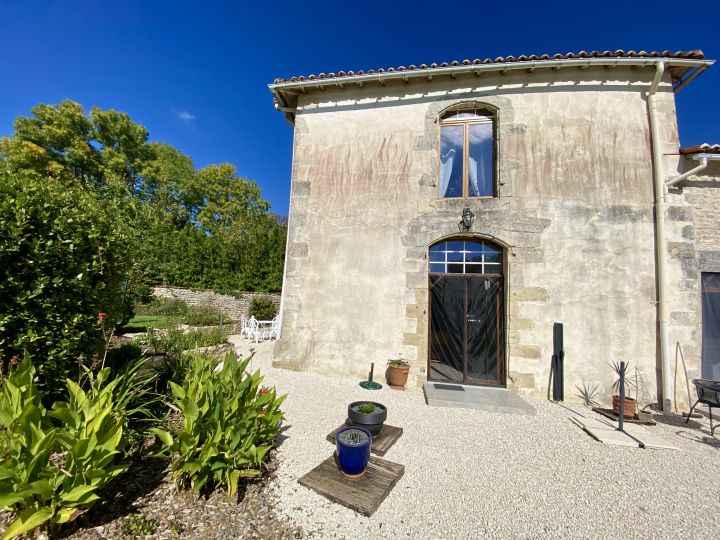 Private entrance, Gite 1
